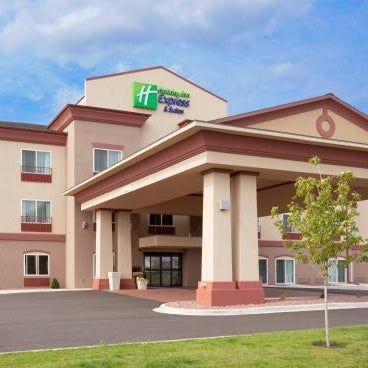 Holiday Inn Express Hotel & Suites Antigo By IHG Thumbnail