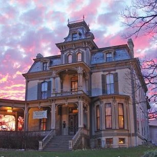 Garth Woodside Mansion Bed and Breakfast Thumbnail