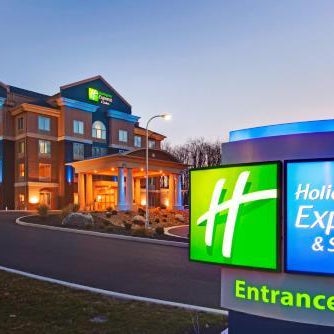 Holiday Inn Express Hotel & Suites Hamburg By IHG Thumbnail