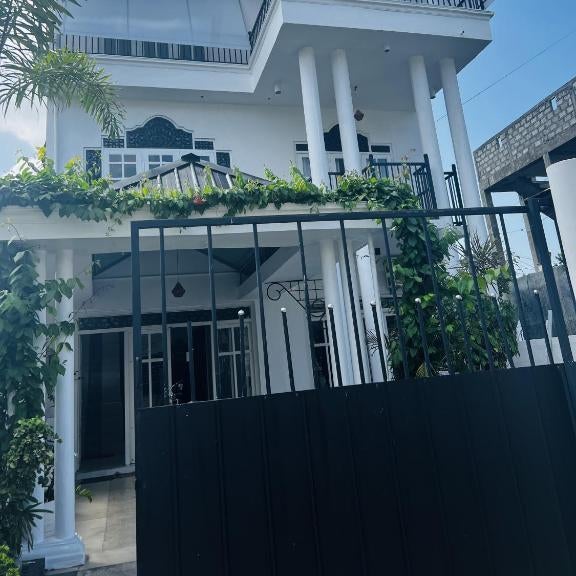 Ramlyn Guesthouse & Restaurant Thumbnail