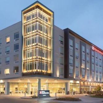 Hilton Garden Inn Omaha Aksarben Village
