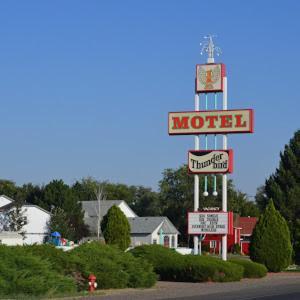 Thunder Bird Motel Thumbnail