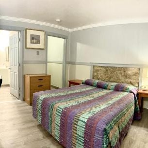 Emerald Best Motel Thumbnail