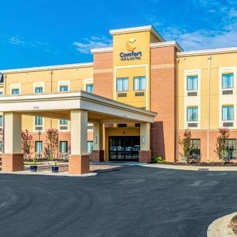 Comfort Inn & Suites Thumbnail