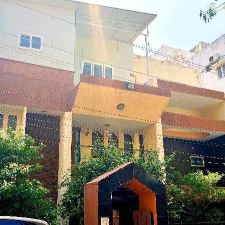 Star Residency