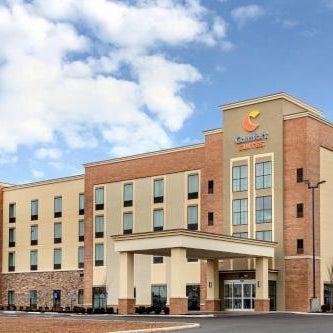 Comfort Suites Thumbnail