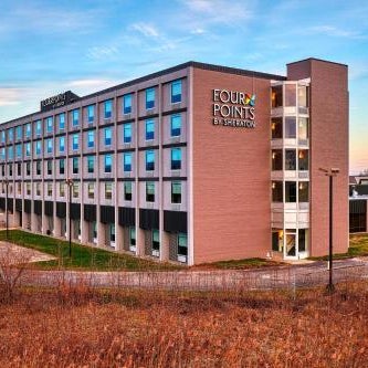 Four Points by Sheraton Cleveland-Eastlake Thumbnail