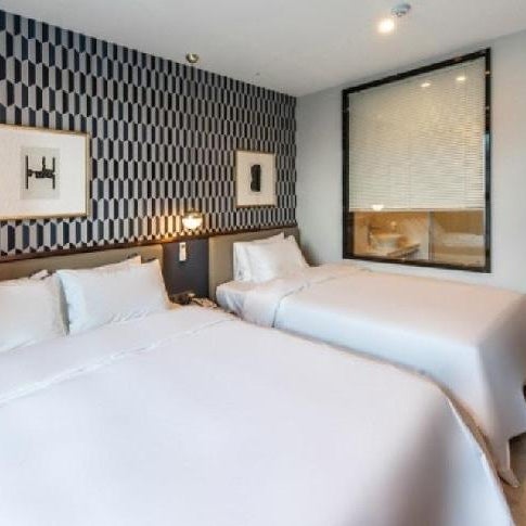Brown-Dot Hotel Deokcheon Thumbnail