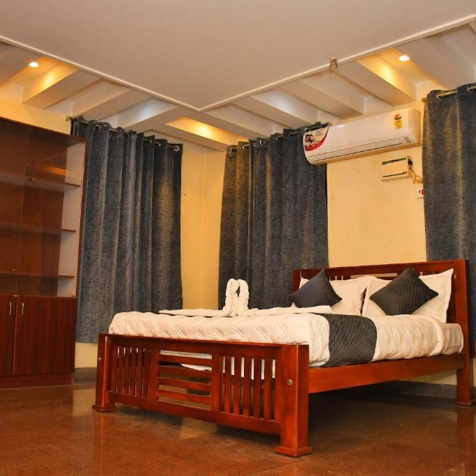 Revive Inn Pondy - Rooms & Villa Thumbnail