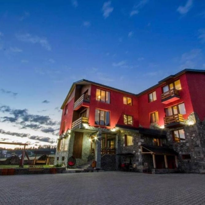 RED HOUSE Thumbnail