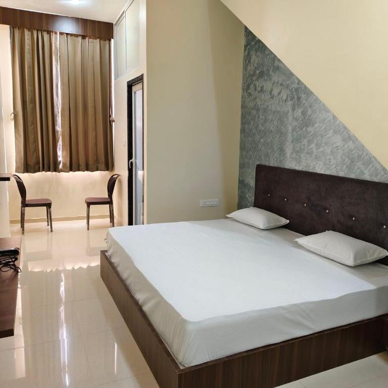 Jawai Rock Hotel