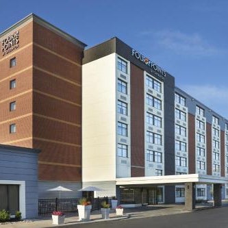 Four Points by Sheraton Hamilton - Stoney Creek Thumbnail
