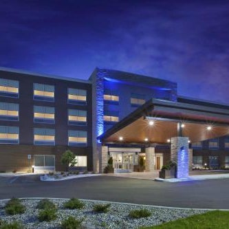 Holiday Inn Express & Suites Grand Rapids - Airport North By IHG Thumbnail
