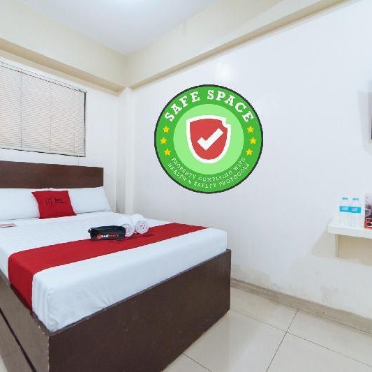 RedDoorz near Pasay Taft Thumbnail