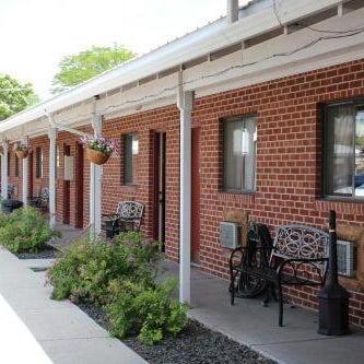Ontario Inn Thumbnail