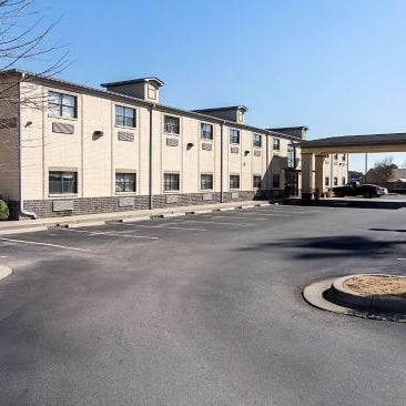 Econo Lodge Inn And Suites Little Rock Thumbnail