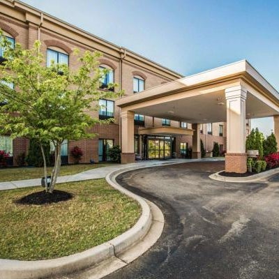 Comfort Suites At Westgate Mall Thumbnail