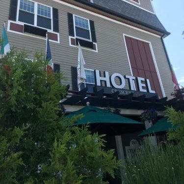 Crescent Suites Hotel Thumbnail