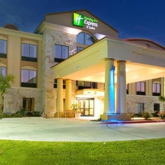 Holiday Inn Express and Suites Beeville By IHG Thumbnail