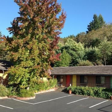 Humboldt Redwoods Inn Thumbnail