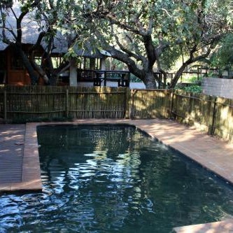 Tuskers Bush Lodge B&B