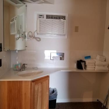 Plaza Motel Thumbnail