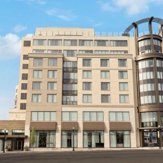 THE MC, AUTOGRAPH COLLECTION Thumbnail