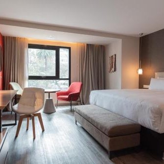 SORO Montevideo, Curio Collection by Hilton Thumbnail
