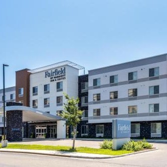 Fairfield Inn & Suites by Marriott Minneapolis North Thumbnail