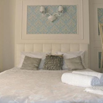 Mini Hotel on Poznyaky Thumbnail