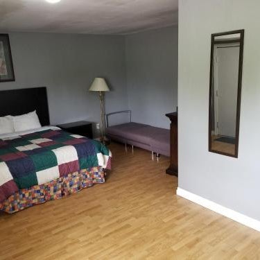 Eastwood Motel Thumbnail