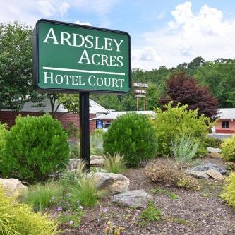 Ardsley Acres Hotel Court Thumbnail