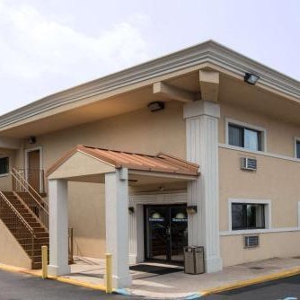 Red Roof Inn Copiague Thumbnail