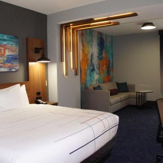 La Quinta Inn & Suites by Wyndham College Station North