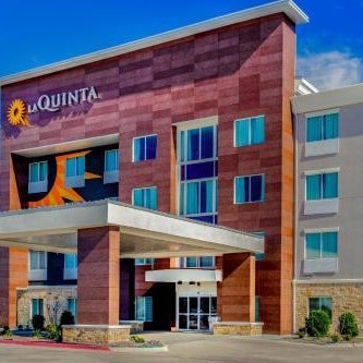 La Quinta Inn & Suites by Wyndham Northlake Ft. Worth Thumbnail