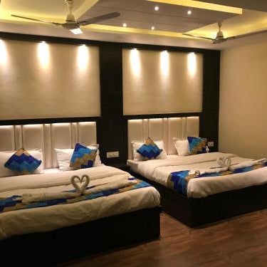 Hotel Kabir Residency - 4 min Walk to Golden Temple