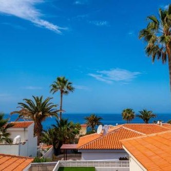 Villa Iris Thumbnail