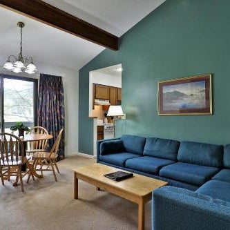 Cedarbrook Queen Suite 202 Thumbnail
