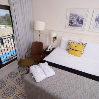 Edmond Rosh Pina Thumbnail