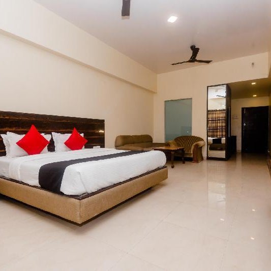 Hotel O Sai Plaza