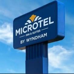 Microtel Inn & Suites by Wyndham Woodland Park Thumbnail