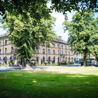 White Hart Hotel & Apartments Thumbnail