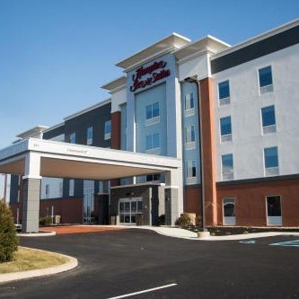 Hampton Inn By Hilton & Suites Warrington Thumbnail