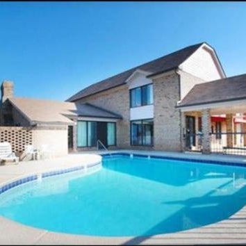 Days Inn by Wyndham King Thumbnail