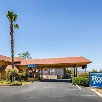 Rodeway Inn & Suites Canyon Lake-Menifee West Thumbnail