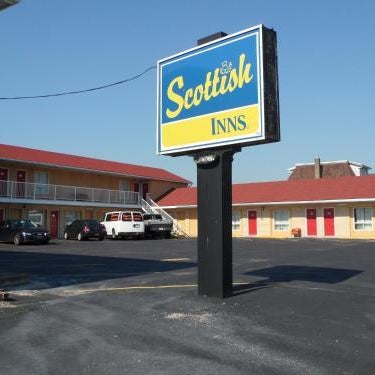 Scottish Inn Near the Falls and Casino Thumbnail