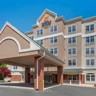 Comfort Inn & Suites Virginia Beach - Norfolk Airport Thumbnail