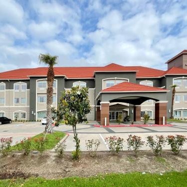 La Quinta by Wyndham Port Arthur Thumbnail