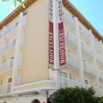 Excelsior Estudios & Apartamentos