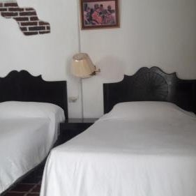 Hotel De Cortez y Larraz Thumbnail